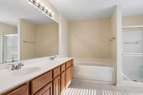 Bath - Undisclosed, Plainfield, IL 60585 photo 2 of 2