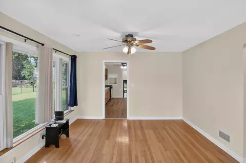 Living - 11701 S Bell Ave, Chicago, IL 60643 photo 2 of 9