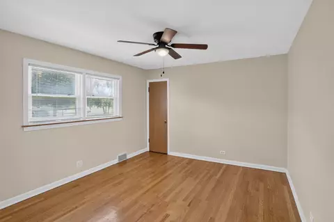 Bedroom - 11701 S Bell Ave, Chicago, IL 60643 photo 1 of 8