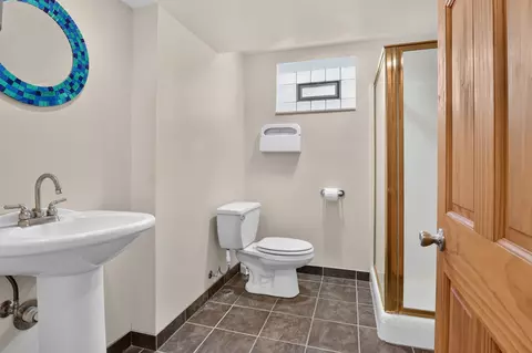 Bath - 11701 S Bell Ave, Chicago, IL 60643 photo 4 of 4