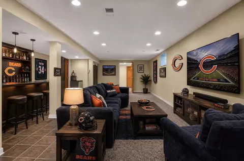 Living - 11701 S Bell Ave, Chicago, IL 60643 photo 9 of 9