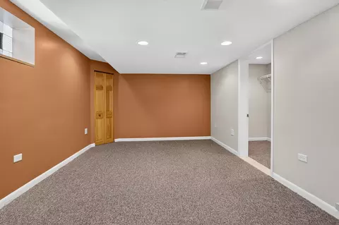 Bedroom - 11701 S Bell Ave, Chicago, IL 60643 photo 7 of 8