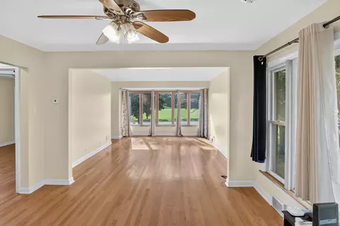 Living - 11701 S Bell Ave, Chicago, IL 60643 photo 6 of 9