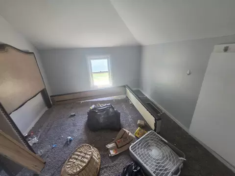 Bedroom - 601 7th Ave, Fulton, IL 61252 photo 2 of 2