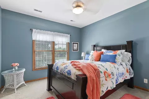 Bedroom - 413 Edgewater Dr, Morris, IL 60450 photo 6 of 6