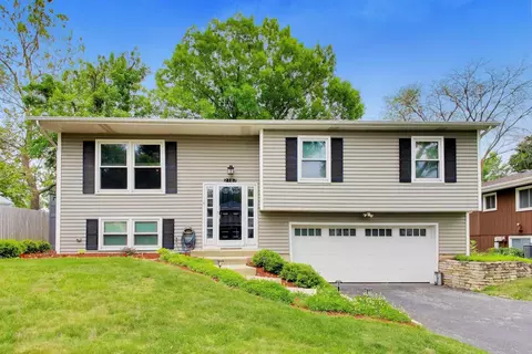 2167 Midhurst Rd, Downers Grove, IL 60516