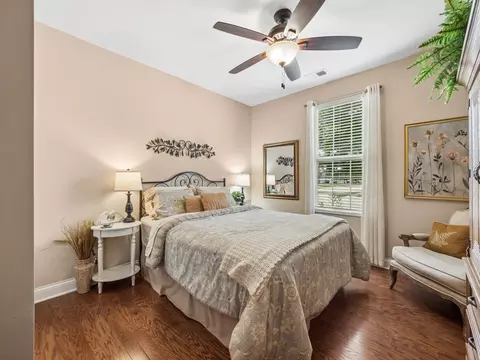 Bedroom - 2751 Beacon Point Cir, Elgin, IL 60124 photo 1 of 3