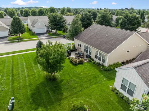 View/Area - 2751 Beacon Point Cir, Elgin, IL 60124 photo 3 of 6