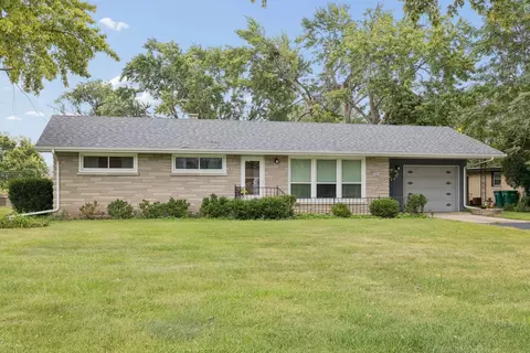 365 De Paul Ct, Romeoville, IL 60446