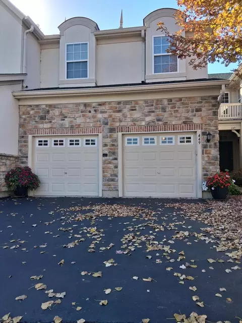 449 Bay Tree Cir, Vernon Hills, IL 60061