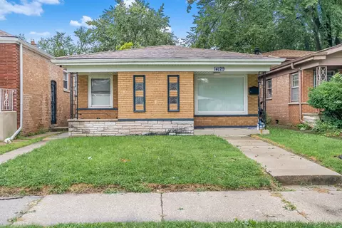 14129 S La Salle St, Riverdale, IL 60827