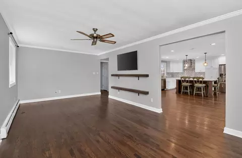 Living - 24021 W Union St, Plainfield, IL 60544 photo 2 of 3