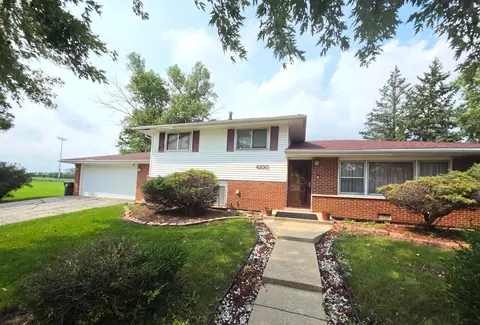 4100 Park Ln, Country Club Hills, IL 60478