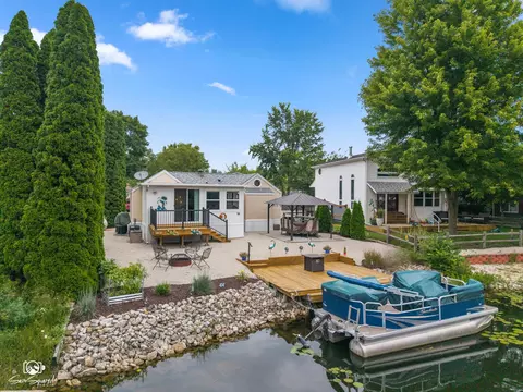 165 Fossil Cove Ln, Wilmington, IL 60481
