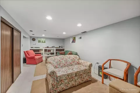 Other - 12 Oak Dr, Oakwood Hills, IL 60013 photo 5 of 9