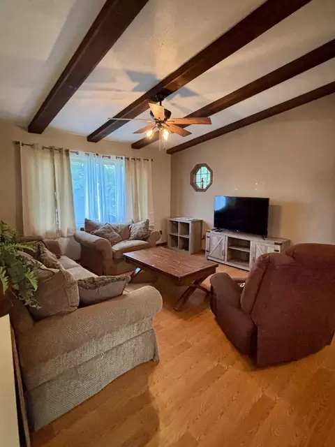 Living - 112 Cherry St, Carthage, IL 62321 photo 1 of 1