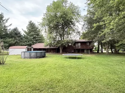 Exterior - 112 Cherry St, Carthage, IL 62321 photo 2 of 7