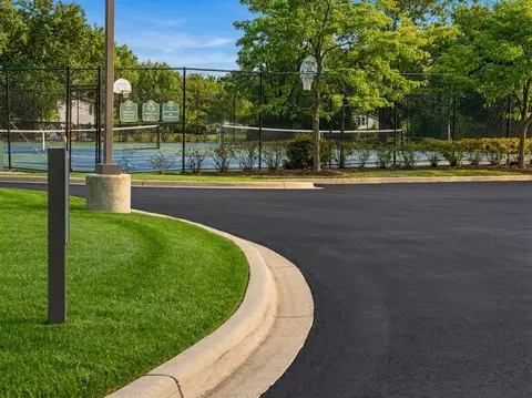 Exterior - 1806 Crestview Dr, Plainfield, IL 60586 photo 6 of 9
