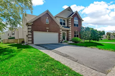 Exterior - 1806 Crestview Dr, Plainfield, IL 60586 photo 4 of 6