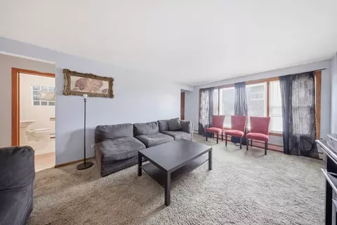 Living - 7426 W 62nd Pl, Summit, IL 60501 photo 3 of 4