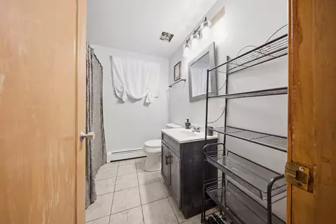 Bath - 7426 W 62nd Pl, Summit, IL 60501 photo 1 of 3