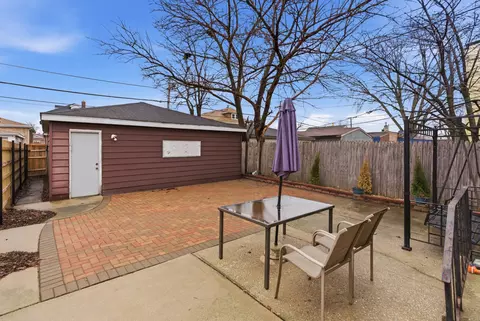 Exterior - 7426 W 62nd Pl, Summit, IL 60501 photo 2 of 3