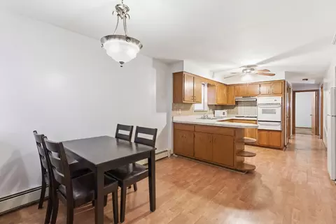 Dining - 7426 W 62nd Pl, Summit, IL 60501 photo 1 of 2