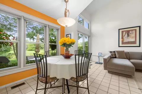 Dining - 1513 Acorn Ct, Wheeling, IL 60090 photo 1 of 1