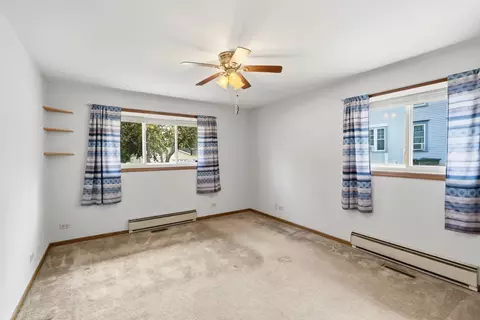 Bedroom - 711 Miller St, Beecher, IL 60401 photo 4 of 4