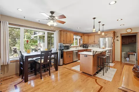 Kitchen - 711 Miller St, Beecher, IL 60401 photo 4 of 4