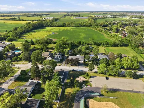 View/Area - 711 Miller St, Beecher, IL 60401 photo 4 of 8