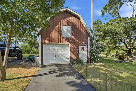 Exterior - 711 Miller St, Beecher, IL 60401 photo 12 of 15