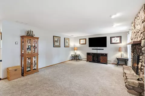 Living - 711 Miller St, Beecher, IL 60401 photo 3 of 3