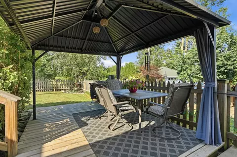 Exterior - 711 Miller St, Beecher, IL 60401 photo 6 of 15