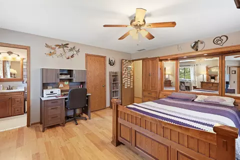 Bedroom - 711 Miller St, Beecher, IL 60401 photo 2 of 4