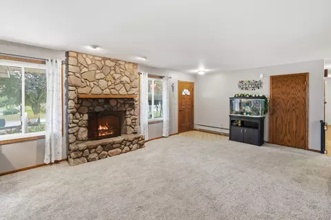 Living - 711 Miller St, Beecher, IL 60401 photo 1 of 3