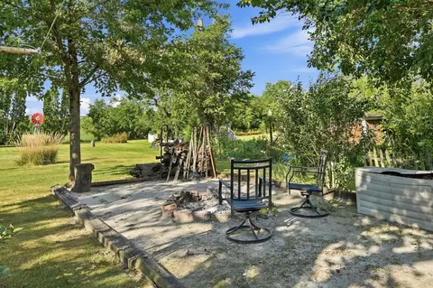 Exterior - 711 Miller St, Beecher, IL 60401 photo 10 of 15
