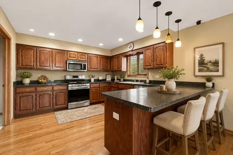 Kitchen - 611 Edgewater Dr, Minooka, IL 60447 photo 1 of 4