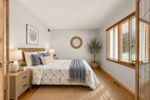 Bedroom - 611 Edgewater Dr, Minooka, IL 60447 photo 4 of 4