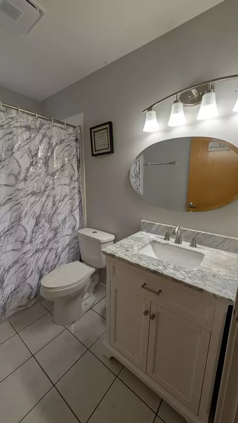 Bath - 1133 E 83rd St #185, Chicago, IL 60619 photo 3 of 7