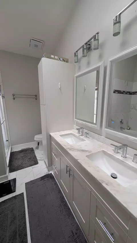 Bath - 1133 E 83rd St #185, Chicago, IL 60619 photo 4 of 7