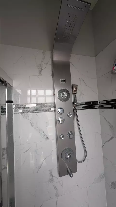 Bath - 1133 E 83rd St #185, Chicago, IL 60619 photo 5 of 7