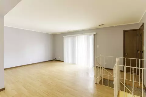 Living - 7824 W 87th Pl #1D, Bridgeview, IL 60455 photo 3 of 4