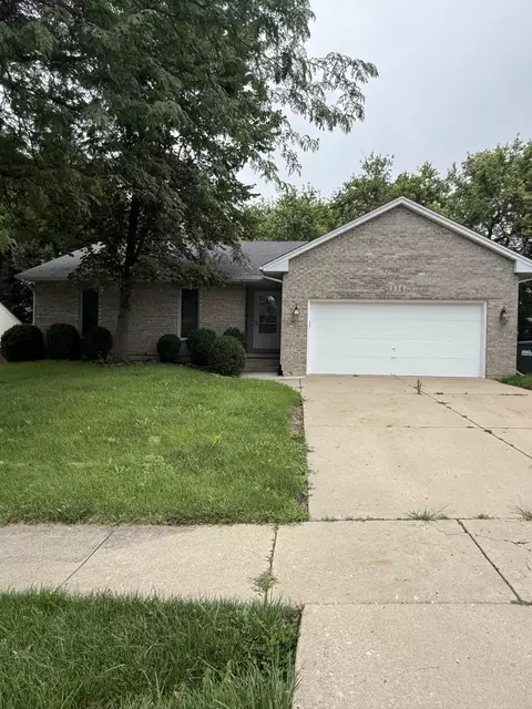 334 Panama Ave, Hampshire, IL 60140