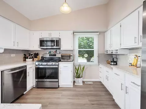 Kitchen - Undisclosed, Bartlett, IL 60103 photo 1 of 4