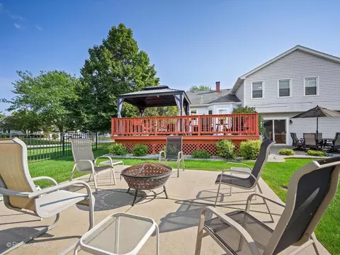 Exterior - Undisclosed, Bartlett, IL 60103 photo 6 of 9