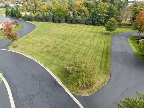 lot5 Olmstead Dr, Woodstock, IL 60098