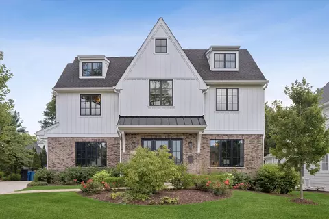 915 S Madison St, Hinsdale, IL 60521