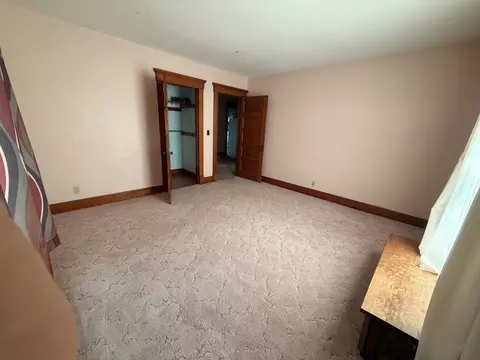 Bedroom - 300 W Main St, Morrison, IL 61270 photo 5 of 6
