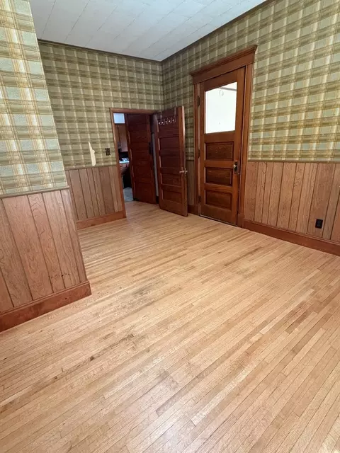 Dining - 300 W Main St, Morrison, IL 61270 photo 1 of 1
